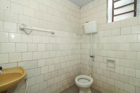 Casa à venda com 80m², 3 quartos e 1 vagaBanheiro