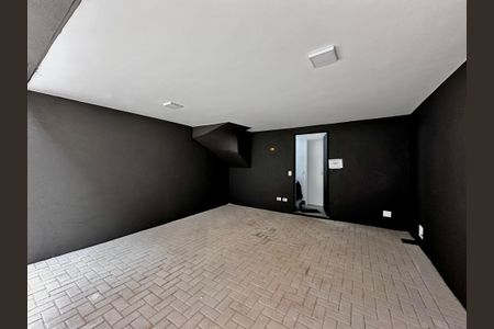 Casa à venda com 186m², 3 quartos e 2 vagas Casa à venda com 186m², 3 quartos e 2 vagasGaragem