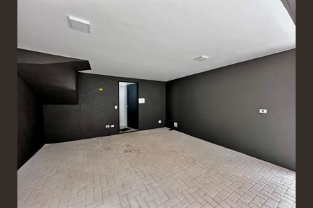 Casa à venda com 186m², 3 quartos e 2 vagas Casa à venda com 186m², 3 quartos e 2 vagasGaragem