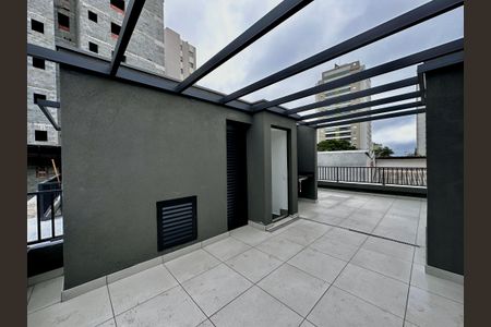 Casa à venda com 186m², 3 quartos e 2 vagas Casa à venda com 186m², 3 quartos e 2 vagasTerraço