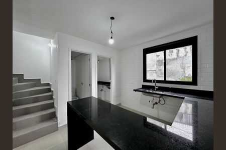 Casa à venda com 186m², 3 quartos e 2 vagas Casa à venda com 186m², 3 quartos e 2 vagasCozinha