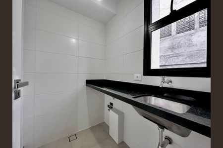Casa à venda com 186m², 3 quartos e 2 vagas Casa à venda com 186m², 3 quartos e 2 vagasÁrea de Serviço