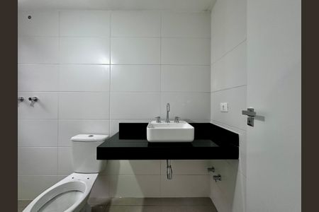 Casa à venda com 186m², 3 quartos e 2 vagas Casa à venda com 186m², 3 quartos e 2 vagasBanheiro Suíte