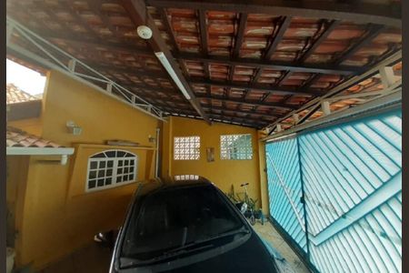 Casa à venda com 260m², 3 quartos e 2 vagas Casa à venda com 260m², 3 quartos e 2 vagasGaragem