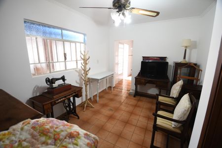 Casa à venda com 207m², 4 quartos e 2 vagasCasa 2 - Quarto