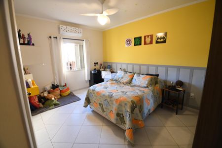 Casa à venda com 207m², 4 quartos e 2 vagasQuarto 2