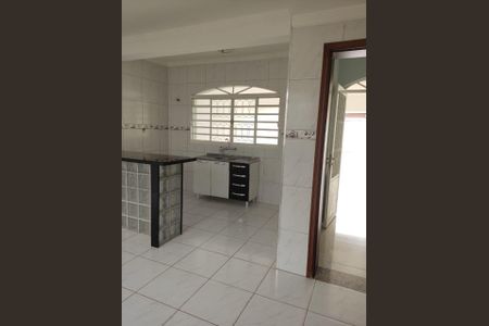 Casa à venda com 240m², 4 quartos e 7 vagas Casa à venda com 240m², 4 quartos e 7 vagasFoto 09