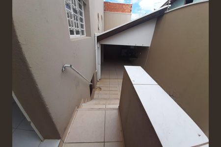 Casa à venda com 240m², 4 quartos e 7 vagas Casa à venda com 240m², 4 quartos e 7 vagasFoto 30
