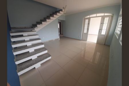 Casa à venda com 240m², 4 quartos e 7 vagas Casa à venda com 240m², 4 quartos e 7 vagasFoto 32