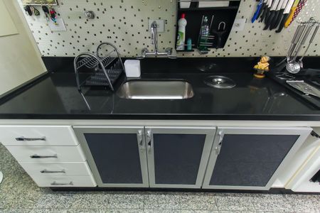 Apartamento à venda com 180m², 3 quartos e 4 vagas Apartamento à venda com 180m², 3 quartos e 4 vagasCozinha