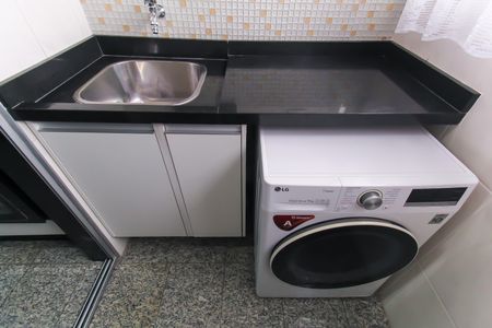 Apartamento à venda com 180m², 3 quartos e 4 vagas Apartamento à venda com 180m², 3 quartos e 4 vagasÁrea de Serviço