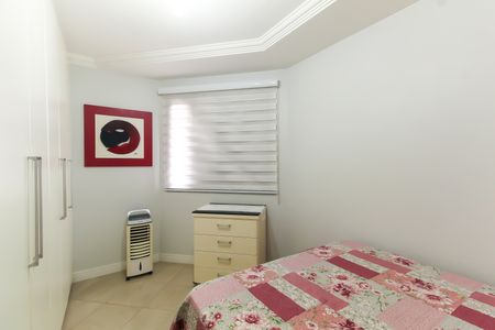 Apartamento à venda com 180m², 3 quartos e 4 vagas Apartamento à venda com 180m², 3 quartos e 4 vagasQuarto 1