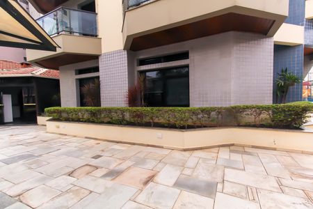 Apartamento à venda com 180m², 3 quartos e 4 vagas Apartamento à venda com 180m², 3 quartos e 4 vagasÁrea externa