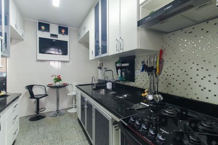 Apartamento à venda com 180m², 3 quartos e 4 vagas Apartamento à venda com 180m², 3 quartos e 4 vagasCozinha
