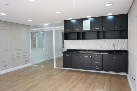 Casa à venda com 252m², 1 quarto e 2 vagasQuarto 5