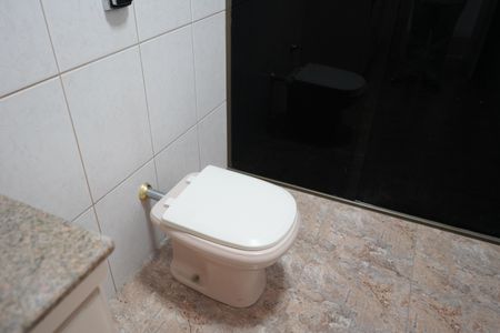 Casa à venda com 252m², 1 quarto e 2 vagasBanheiro Social