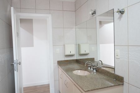 Casa à venda com 252m², 1 quarto e 2 vagasBanheiro Social