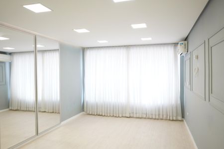 Casa à venda com 252m², 1 quarto e 2 vagasQuarto