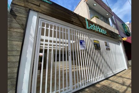 Casa à venda com 252m², 1 quarto e 2 vagasFachada