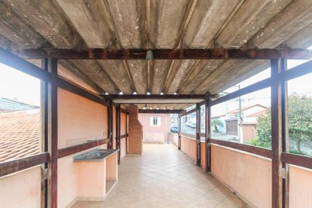 Casa à venda com 239m², 4 quartos e 4 vagas Casa à venda com 239m², 4 quartos e 4 vagasChurrasqueira