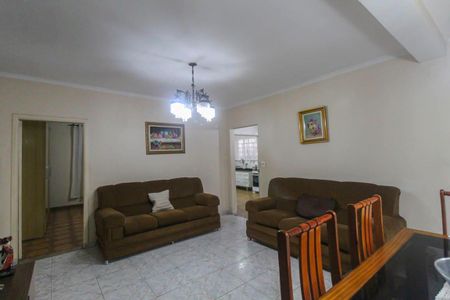 Casa à venda com 239m², 4 quartos e 4 vagas Casa à venda com 239m², 4 quartos e 4 vagasSala casa 2
