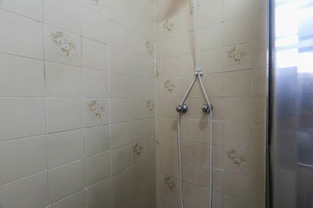 Casa à venda com 239m², 4 quartos e 4 vagas Casa à venda com 239m², 4 quartos e 4 vagasBanheiro da Suíte 1