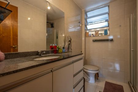 Apartamento à venda com 80m², 2 quartos e 1 vagaBanheiro