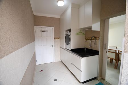 Casa à venda com 160m², 3 quartos e 4 vagasÁrea de Serviço