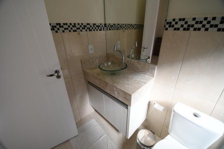 Casa à venda com 160m², 3 quartos e 4 vagasBanheiro 2