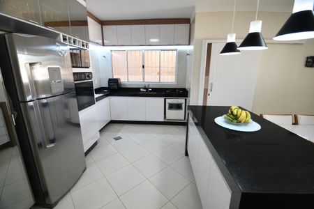 Casa à venda com 160m², 3 quartos e 4 vagasCozinha