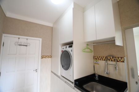 Casa à venda com 160m², 3 quartos e 4 vagasÁrea de Serviço