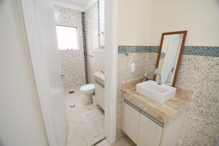 Casa à venda com 160m², 3 quartos e 4 vagasBanheiro 3