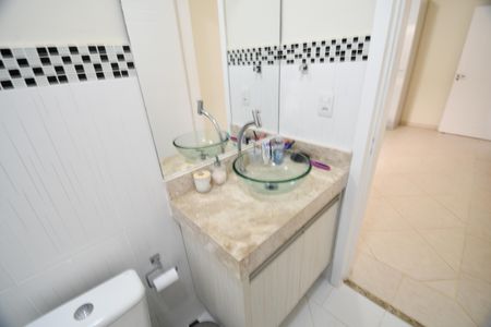 Casa à venda com 160m², 3 quartos e 4 vagasBanheiro 1