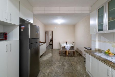Casa à venda com 145m², 3 quartos e 1 vaga Casa à venda com 145m², 3 quartos e 1 vagaCozinha