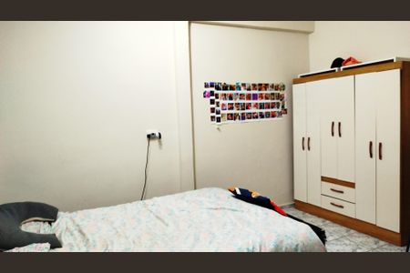 Casa à venda com 240m², 5 quartos e 1 vaga Casa à venda com 240m², 5 quartos e 1 vagaQuarto 4