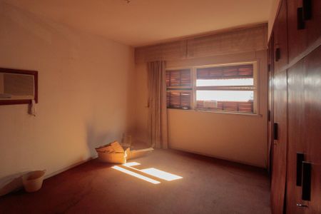 Apartamento à venda com 204m², 4 quartos e 2 vagasQuarto 3