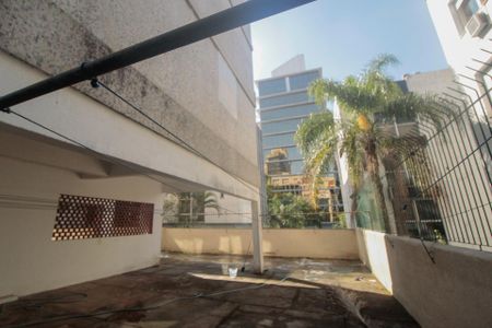 Apartamento à venda com 204m², 4 quartos e 2 vagasQuintal