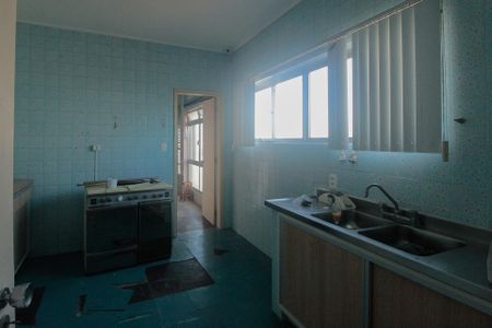 Apartamento à venda com 204m², 4 quartos e 2 vagasCozinha