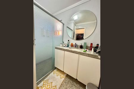 Apartamento à venda com 320m², 5 quartos e 4 vagas Apartamento à venda com 320m², 5 quartos e 4 vagasBanheiro da Suíte 3