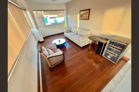 Apartamento à venda com 320m², 5 quartos e 4 vagas Apartamento à venda com 320m², 5 quartos e 4 vagasSala