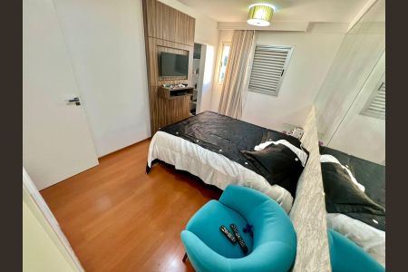 Apartamento à venda com 320m², 5 quartos e 4 vagas Apartamento à venda com 320m², 5 quartos e 4 vagasSuíte 1
