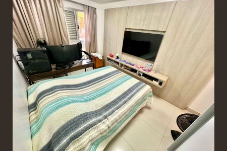 Apartamento à venda com 320m², 5 quartos e 4 vagas Apartamento à venda com 320m², 5 quartos e 4 vagas Suíte 3