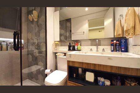 Apartamento à venda com 107m², 3 quartos e 2 vagas Apartamento à venda com 107m², 3 quartos e 2 vagasBanheiro da Suíte 3