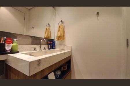 Apartamento à venda com 107m², 3 quartos e 2 vagas Apartamento à venda com 107m², 3 quartos e 2 vagasBanheiro da Suíte 3