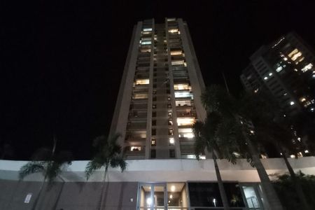 Apartamento à venda com 107m², 3 quartos e 2 vagas Apartamento à venda com 107m², 3 quartos e 2 vagasFachada do Prédio