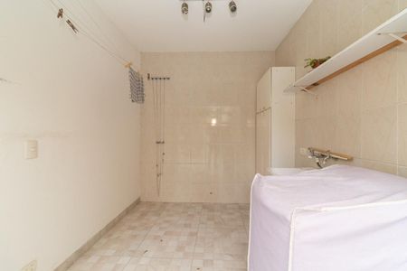 Casa à venda com 120m², 4 quartos e 4 vagasÁrea de Serviço