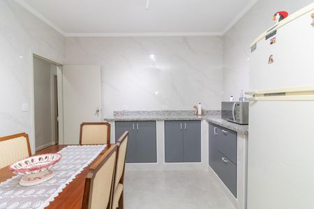 Casa à venda com 120m², 4 quartos e 4 vagasCozinha