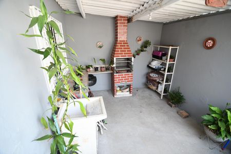 Casa à venda com 100m², 2 quartos e 3 vagasChurrasqueira