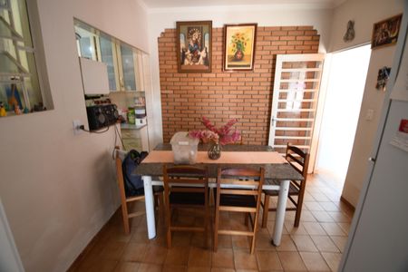 Casa à venda com 100m², 2 quartos e 3 vagasCopa