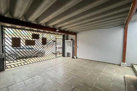 Casa à venda com 125m², 3 quartos e 2 vagas Casa à venda com 125m², 3 quartos e 2 vagasGaragem